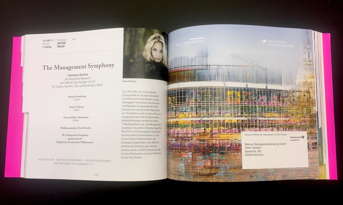 Spielzeitprogramm Dresdner Philharmonie Foto des Spielzeitprogramms der Dresdner Philharmonie